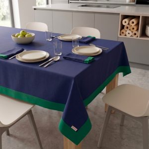 tovaglia Color Club Vallesusa blu con bordo verde in panama morbidissimo